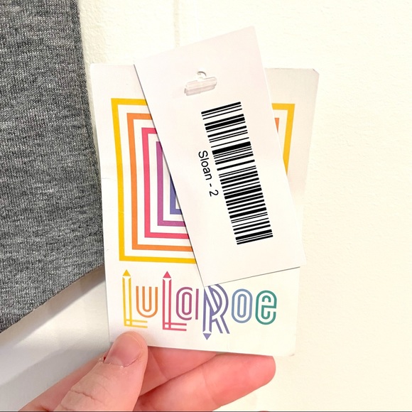 Lularoe Sloan Size 2 for boys or girls - Picture 4 of 4